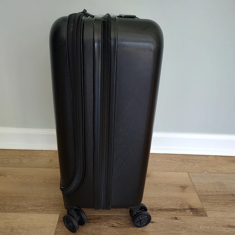 Lug Booster 4 Wheel Quilted Hard Side Carry On Suitcase Black 21